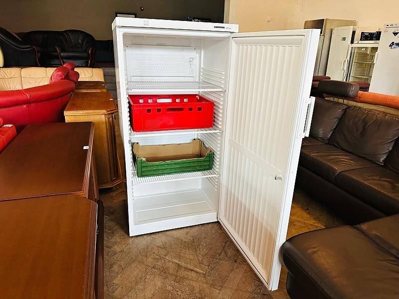 http://bazarcentrum.cz/storage/Audiovideo082025/380A.jpg