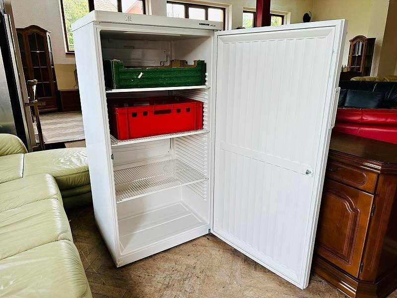 http://bazarcentrum.cz/storage/Lednice072025/923A.jpg